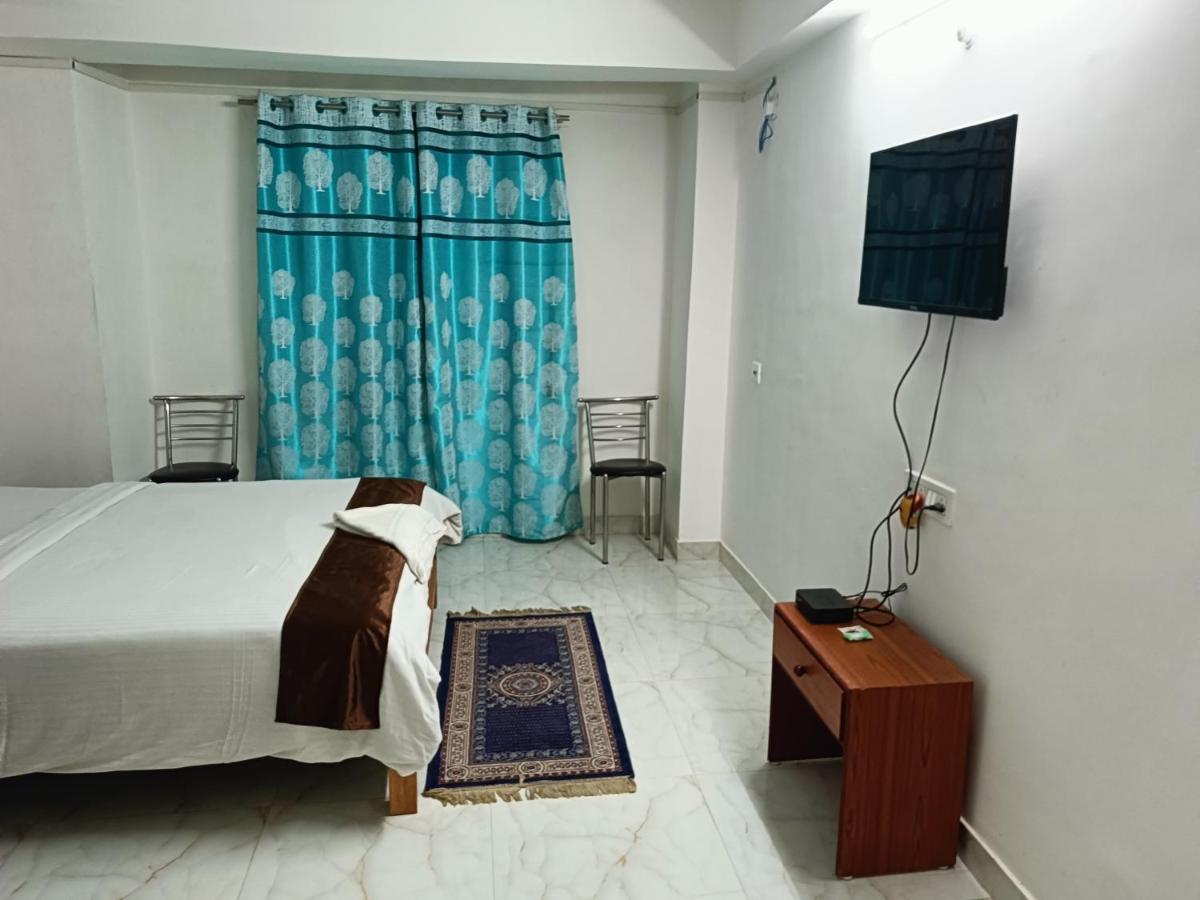 Hotel Atithi Grand Guwahati Dış mekan fotoğraf