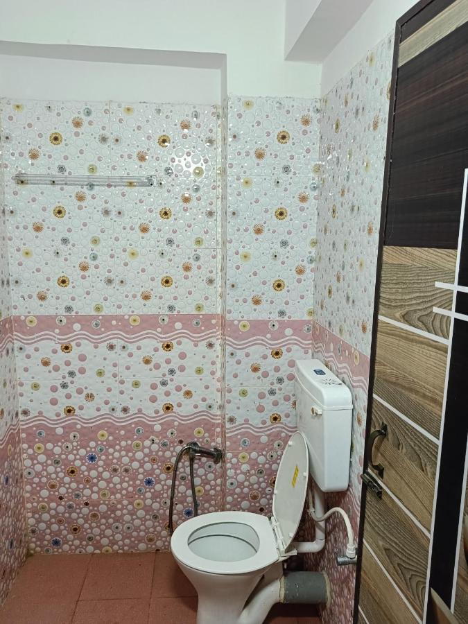 Hotel Atithi Grand Guwahati Dış mekan fotoğraf