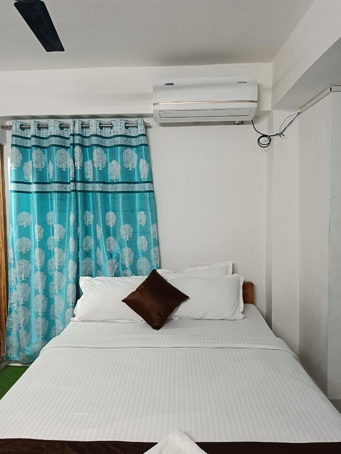 Hotel Atithi Grand Guwahati Dış mekan fotoğraf