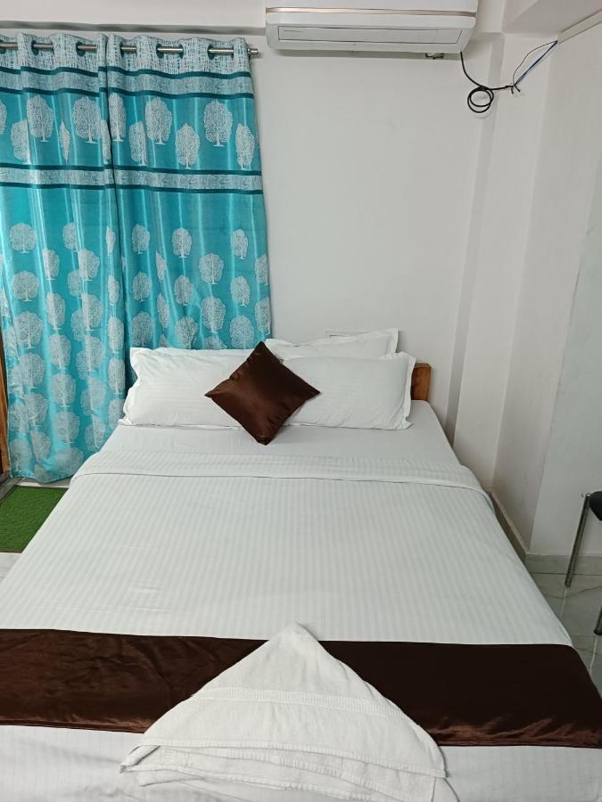 Hotel Atithi Grand Guwahati Dış mekan fotoğraf