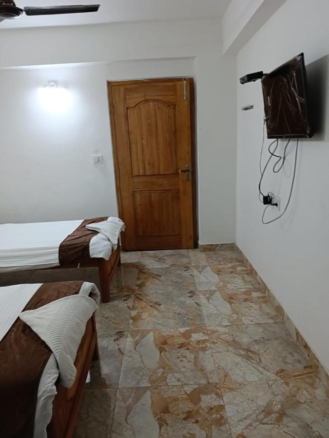 Hotel Atithi Grand Guwahati Dış mekan fotoğraf